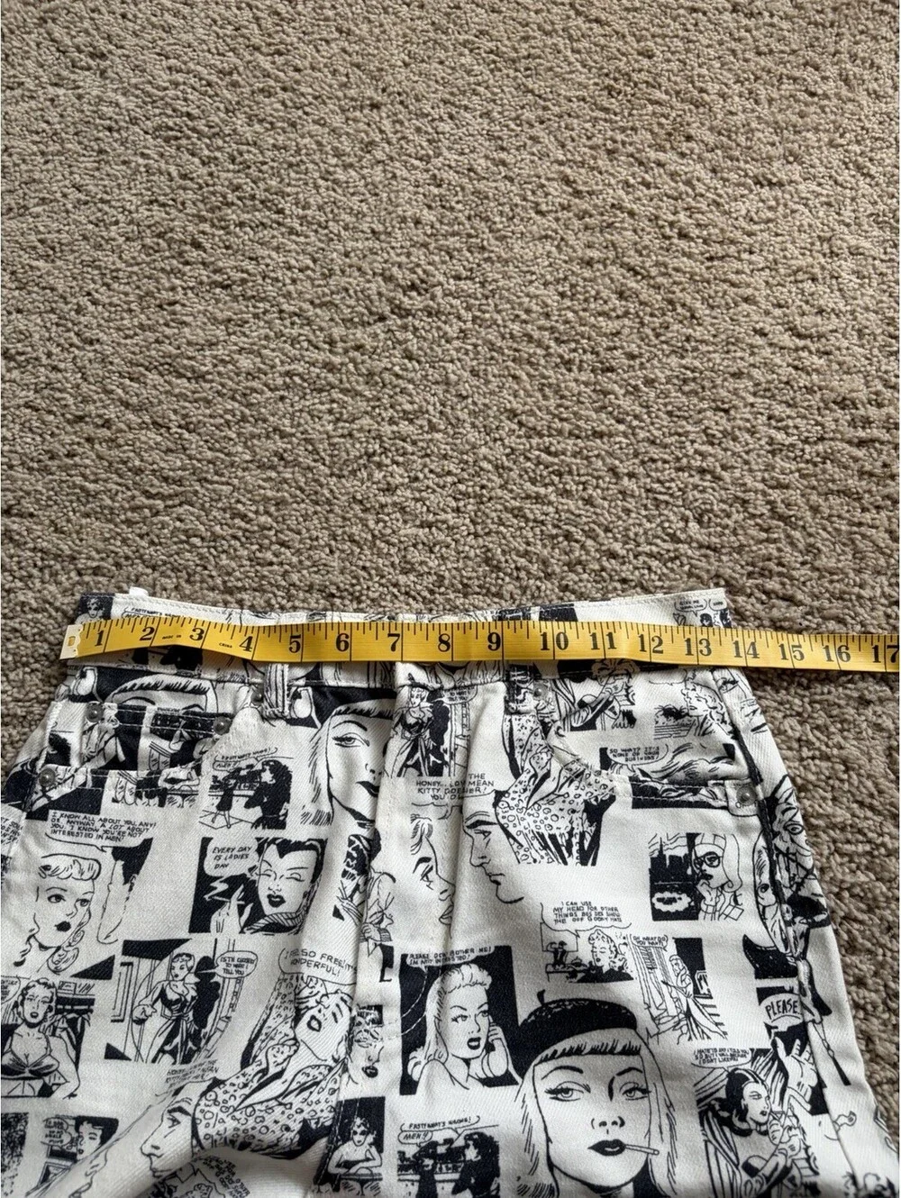 Reformation Newsprint High Rise Straight Leg jeans Newsprint Cream/ Black Sz 25 - Picture 11 of 13